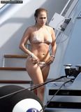  j lo